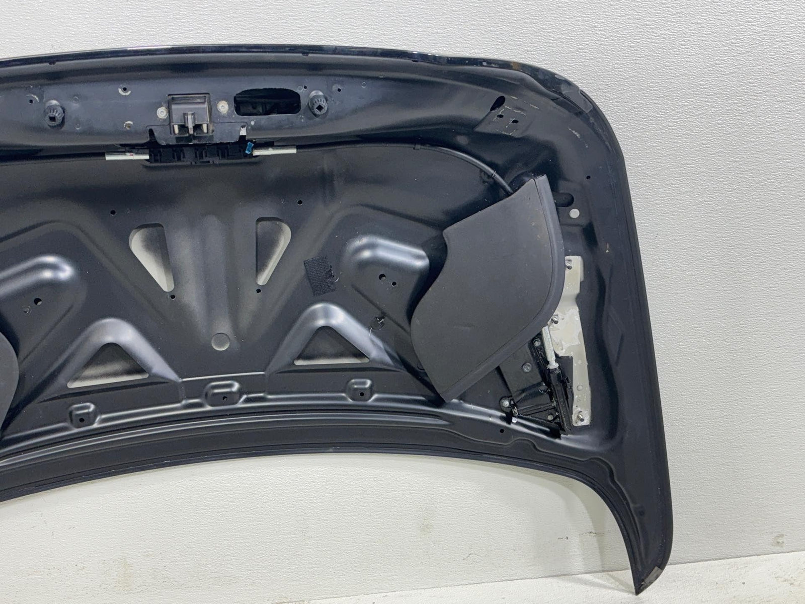 03-12 Mercedes R230 Sl600/500 Sl55/65 Rear Trunk Lid Deck Shell Panel Oem