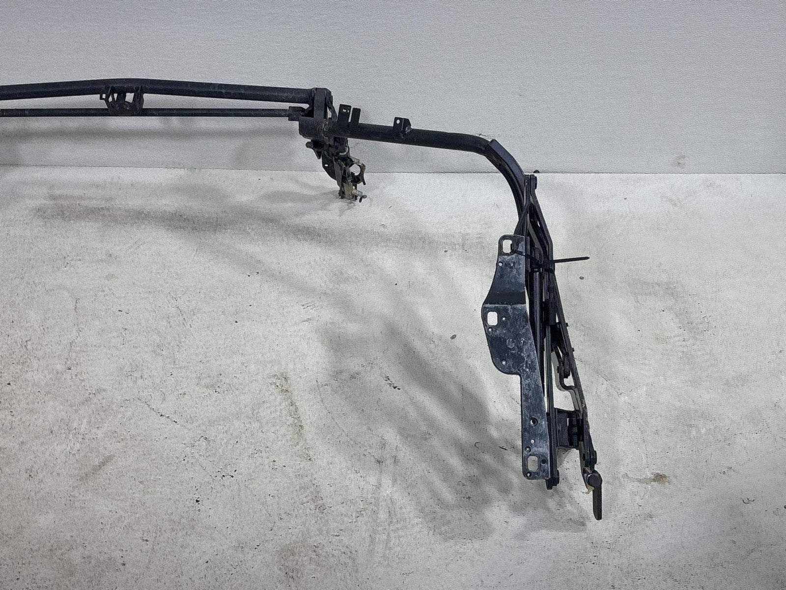 03-12 Mercedes R230 SL600/500 SL55/65 Rear Convertible Trunk Lid Deck Hinge OEM