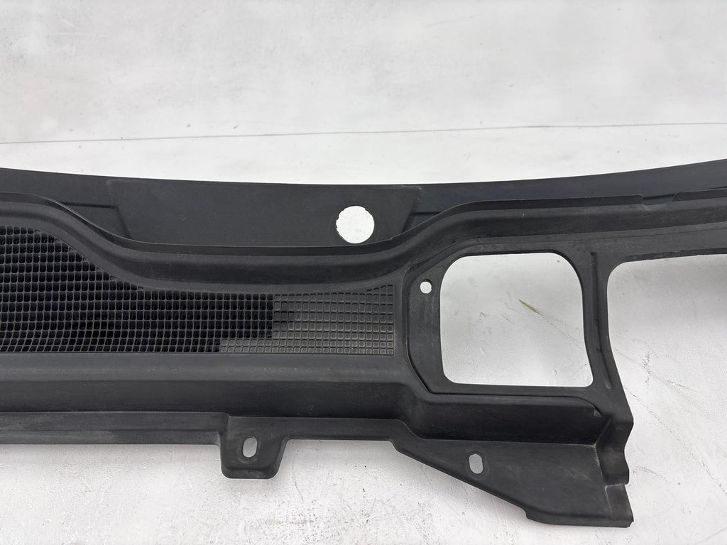 12-18 Lr Range Rover Evoque L538 Under Windshield Cowl Panel Trim Cover Oem