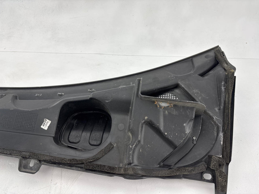 12-18 Lr Range Rover Evoque L538 Under Windshield Cowl Panel Trim Cover Oem