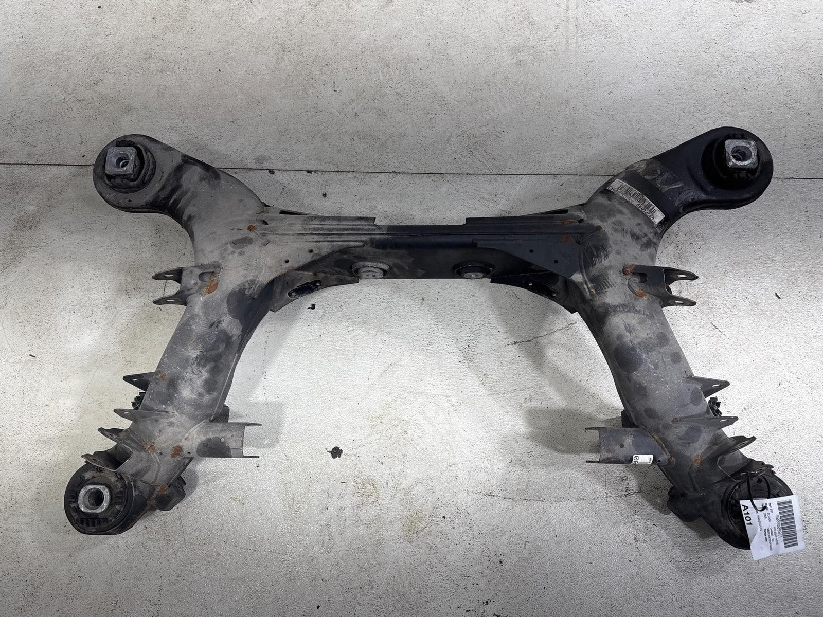 04-09 Mercedes Sl600 Rear Crossmember Sub Frame Bar Subframe Cross Member Oem