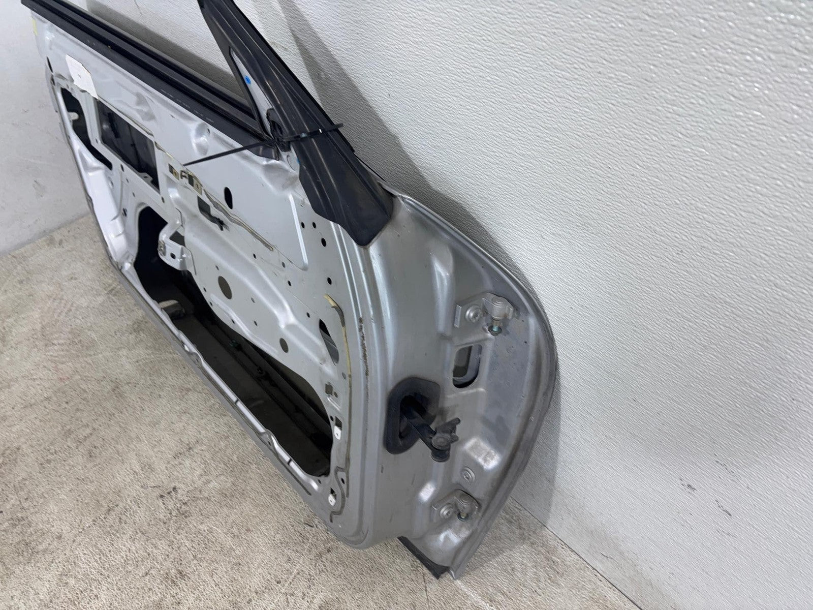 1997-2004 Porsche Boxster 911 Front Left Driver Side Door Shell Panel OEM