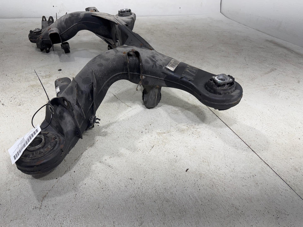 04-09 Mercedes Sl600 Rear Crossmember Sub Frame Bar Subframe Cross Member Oem