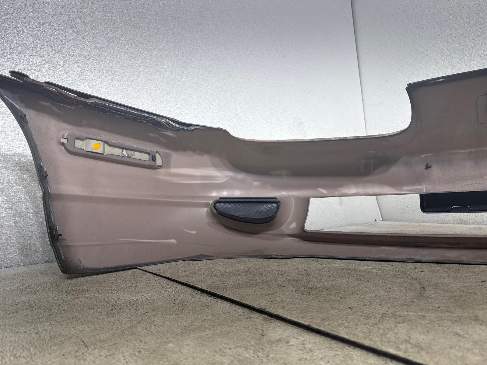 00-02 Saturn SW2 1.9L Front Bumper Cover OEM..
