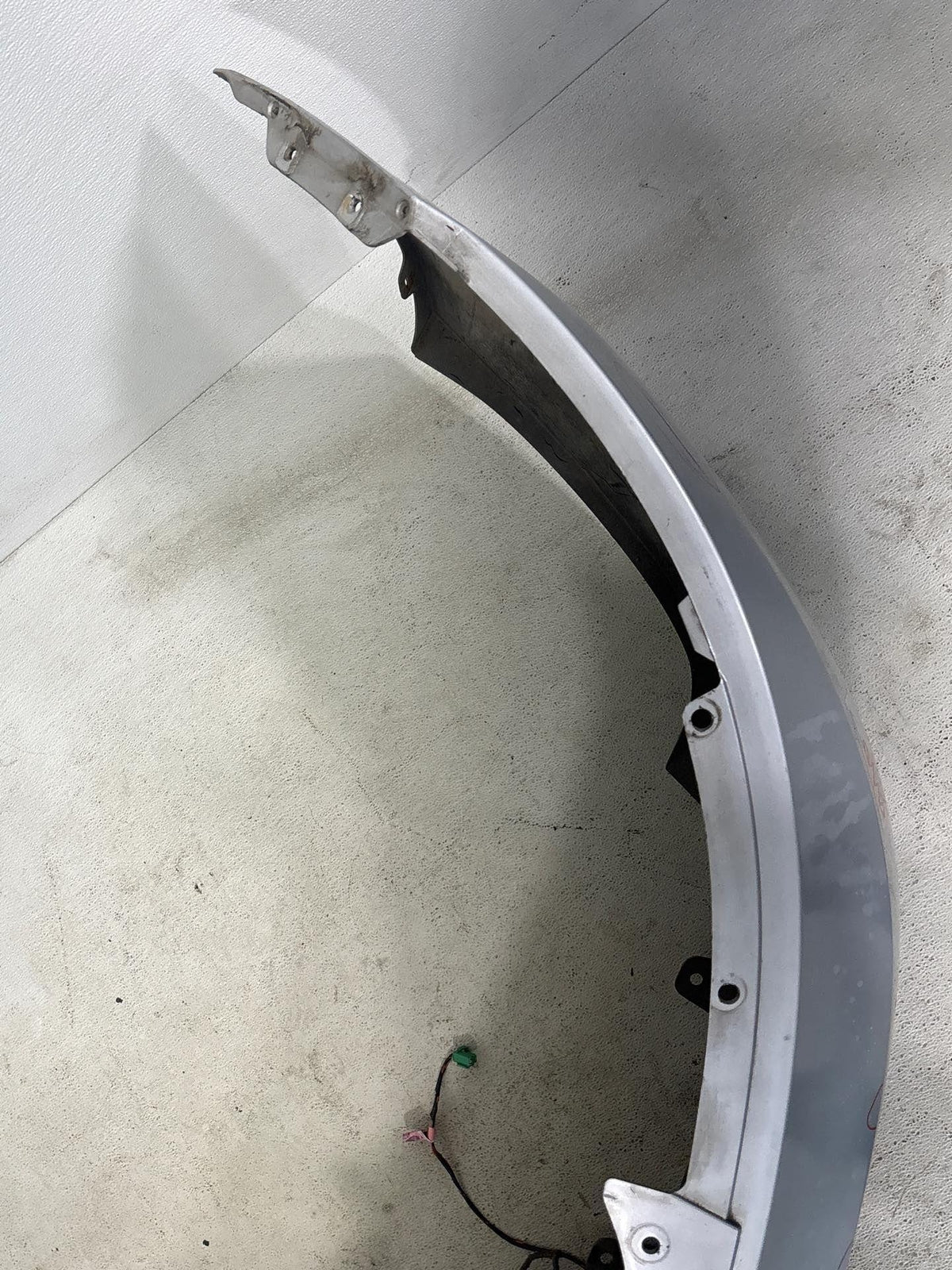 1999-2002 Mercury Cougar Rear Bumper Cover Assembly Silver Oem