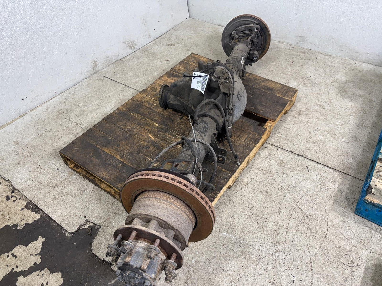 19-23 Dodge Ram Pickup 3500 Series Rear Axle Differential 3.73 Ratio Oem