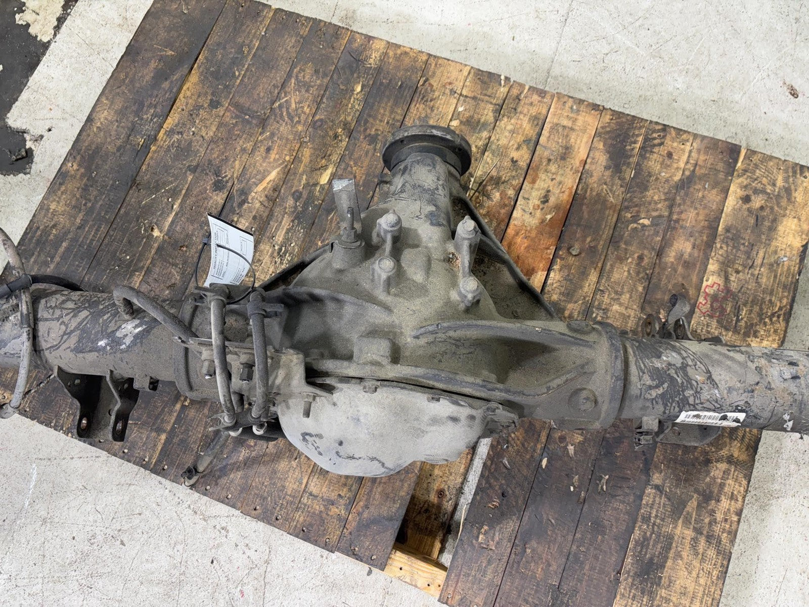 19-23 Dodge Ram Pickup 3500 Series Rear Axle Differential 3.73 Ratio Oem