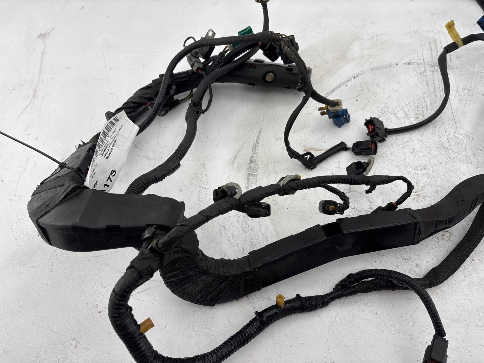 2001 Ford Taurus SES 3.0L Engine Motor Wire Wiring Harness OEM