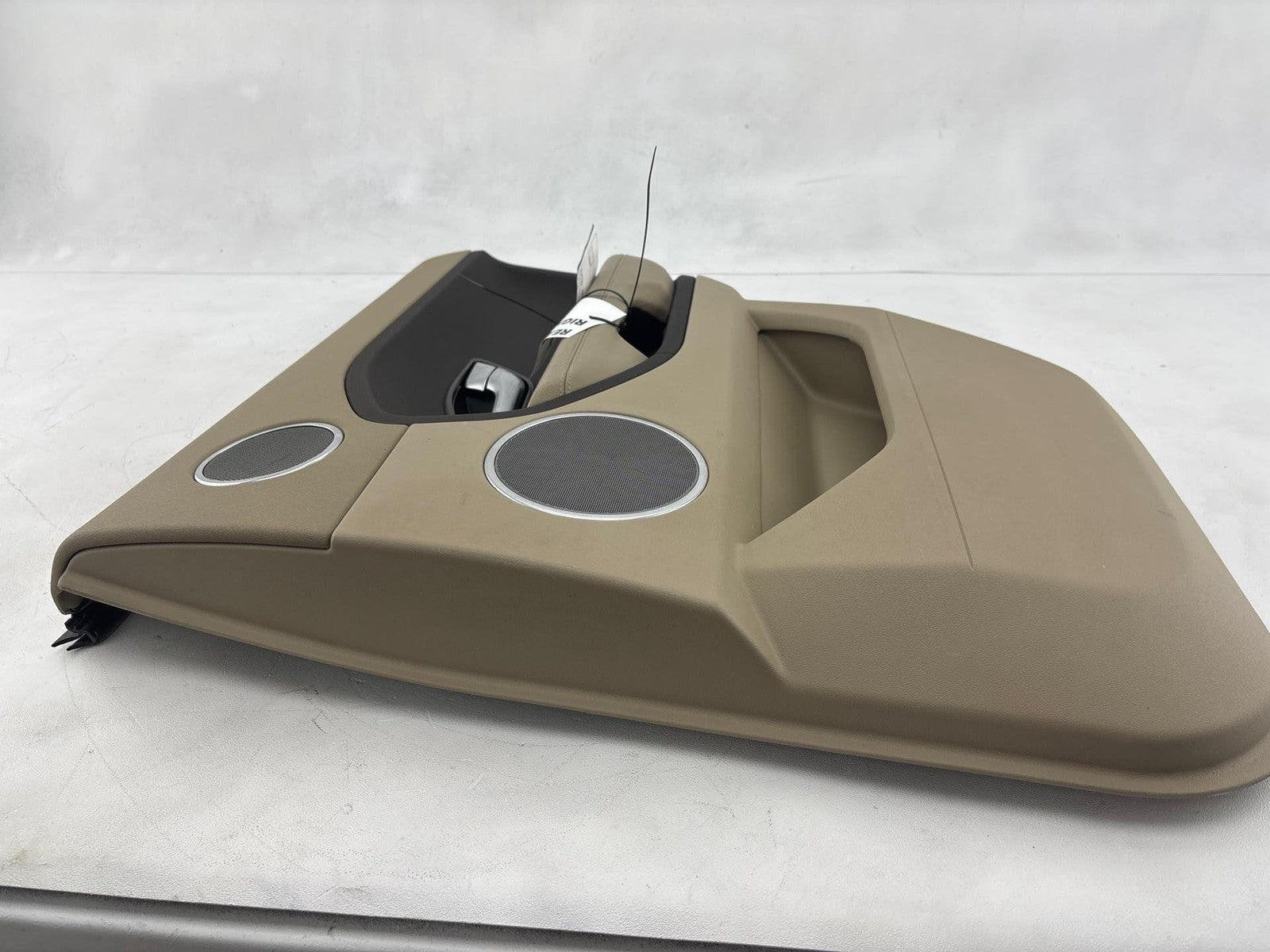 12-19 Land Rover Range Rover Evoque Right Rear Door Cover Panel