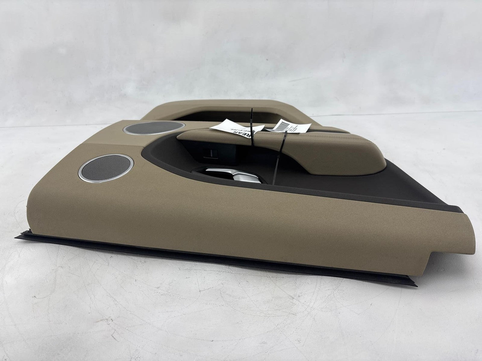 12-19 Range Rover Evoque Drivers Left Rear Door Cover Panel Oem