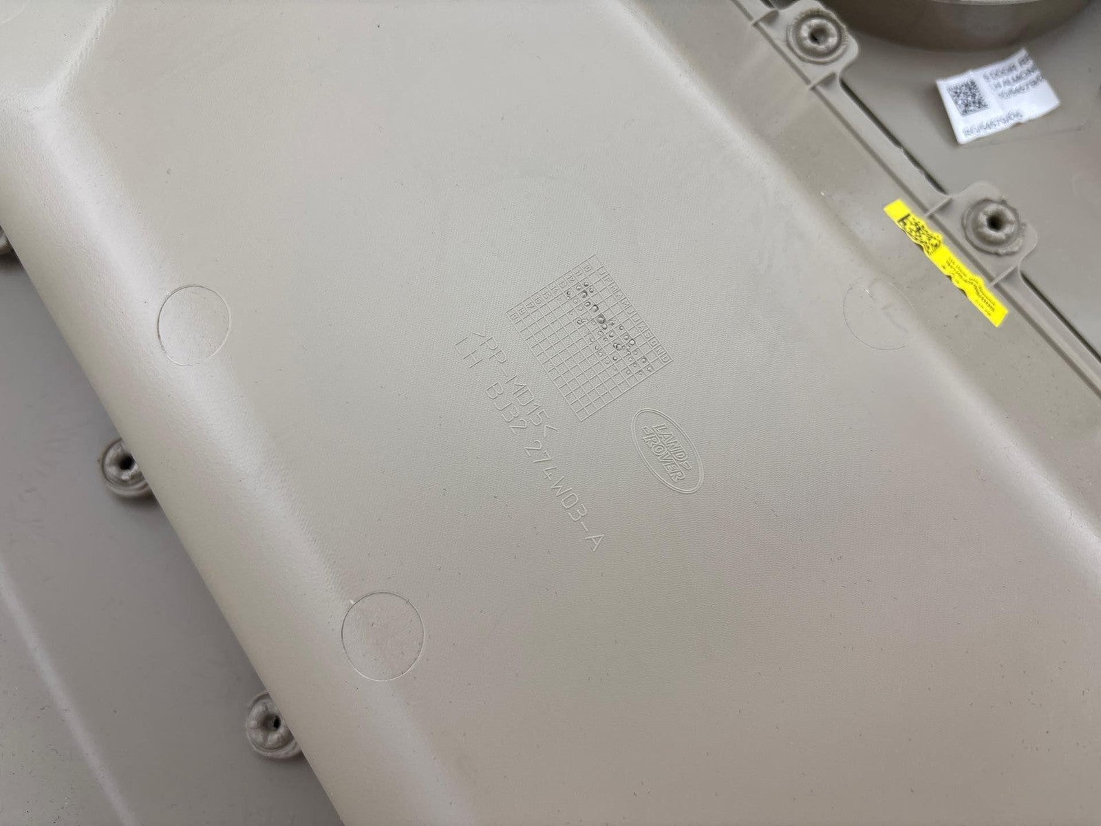 12-19 Range Rover Evoque Drivers Left Rear Door Cover Panel Oem