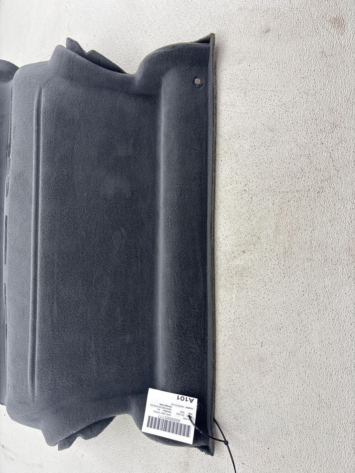 03-06 Mercedes Sl600 Rear Trunk Lid Cargo Area Carpet Trim Cover Oem