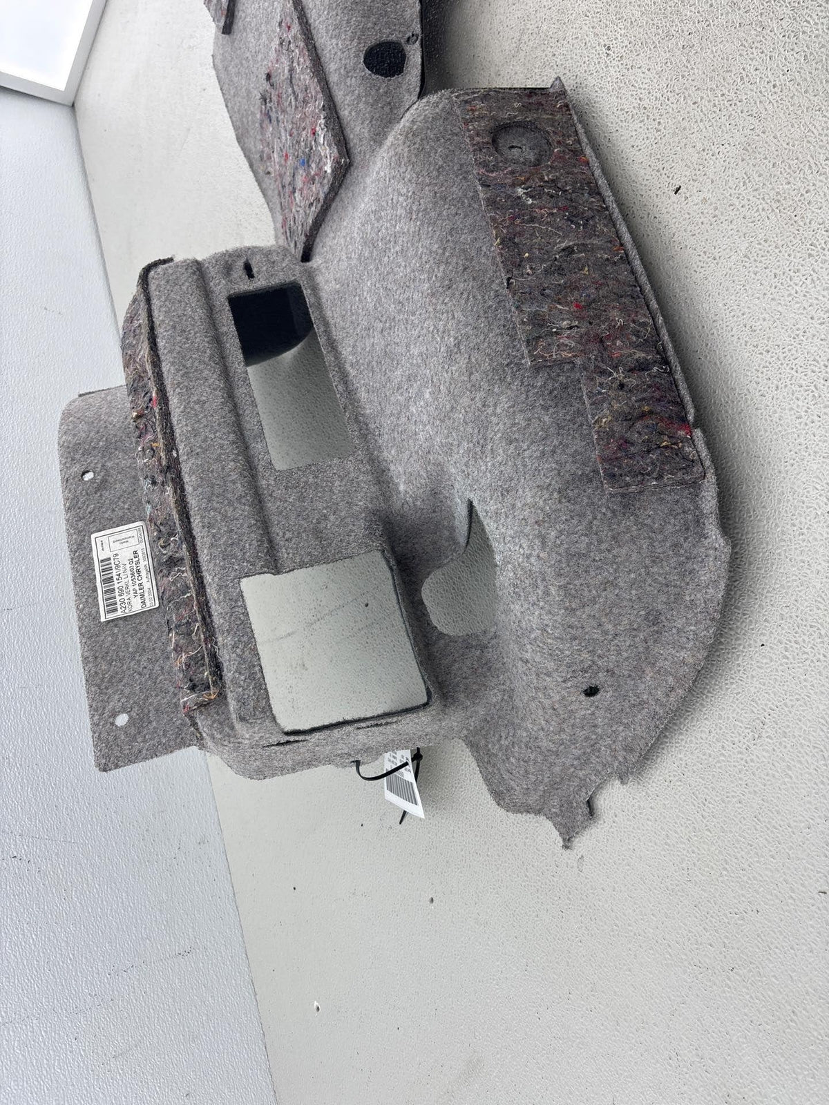 03-06 Mercedes Sl600 Rear Left Driver Side Trunk Carpet Liner Trim Oem