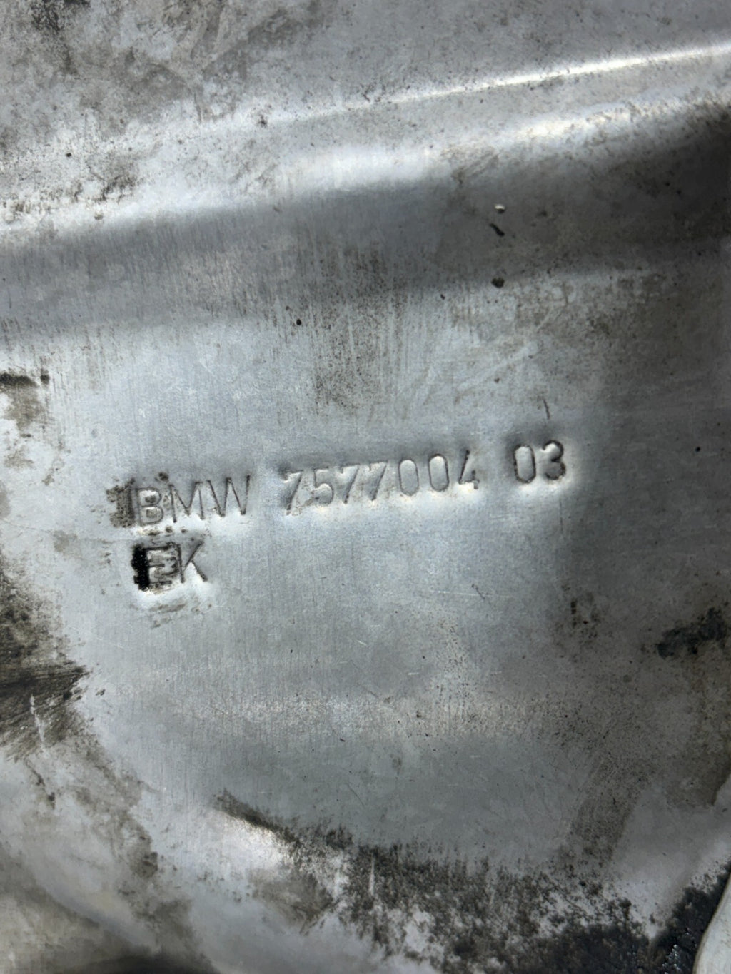 09-12 Bmw Engine Turbo Heat Shield Protection F01 F07 F12 5 6 7 Series 7577004