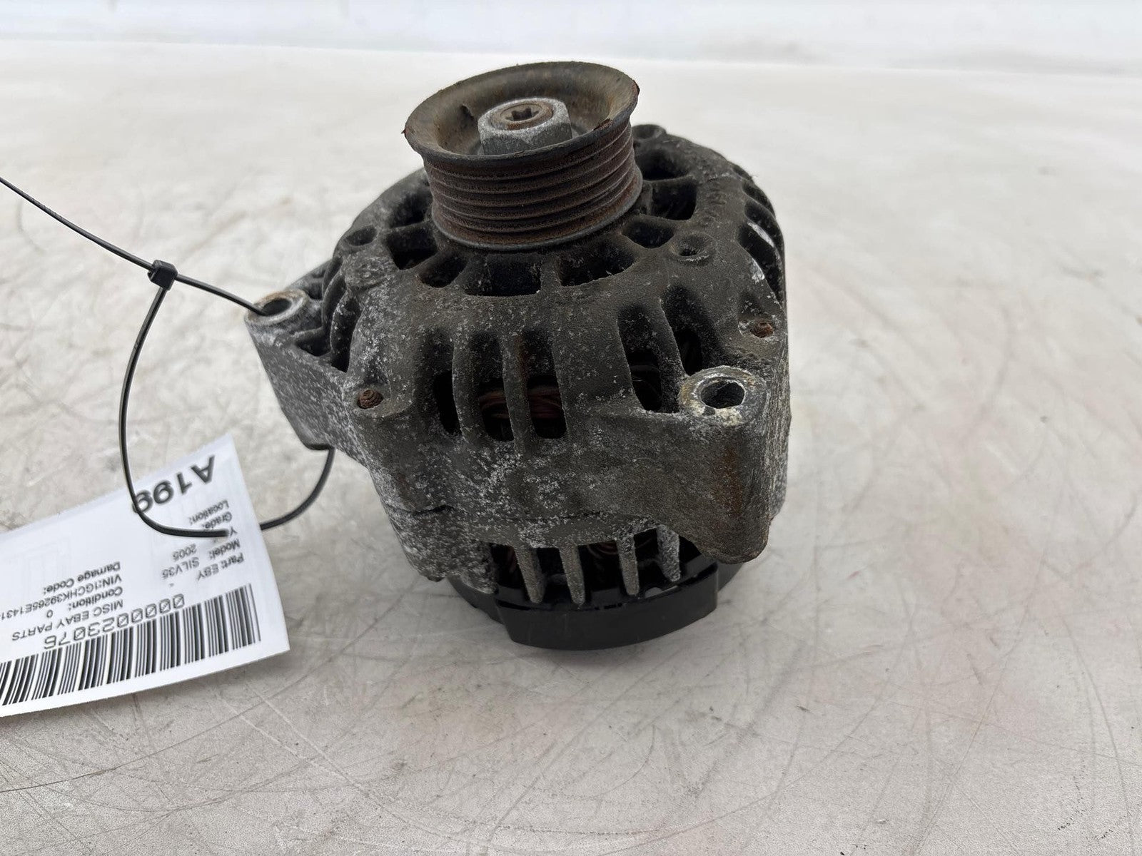 200-2005 Chevrolet Silverado 3500 6.6L Alternator 105 amp OEM