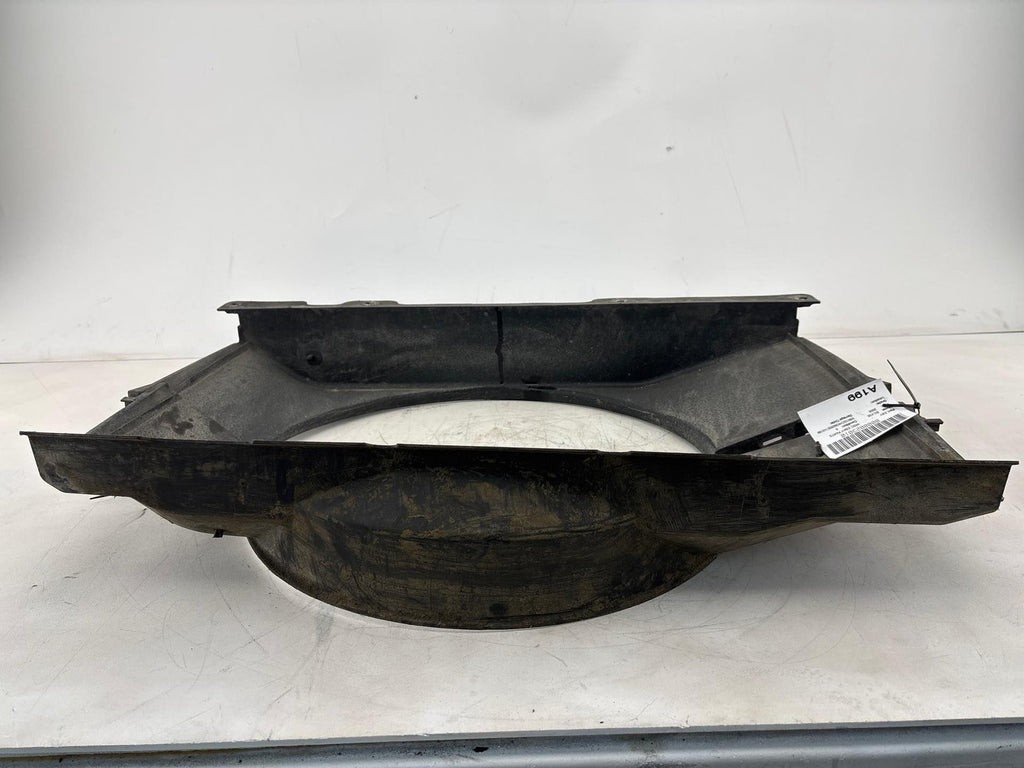 01-07 Chevrolet Silverado 3500 Radiator Cooling Fan Shroud Upper & Lower OEM