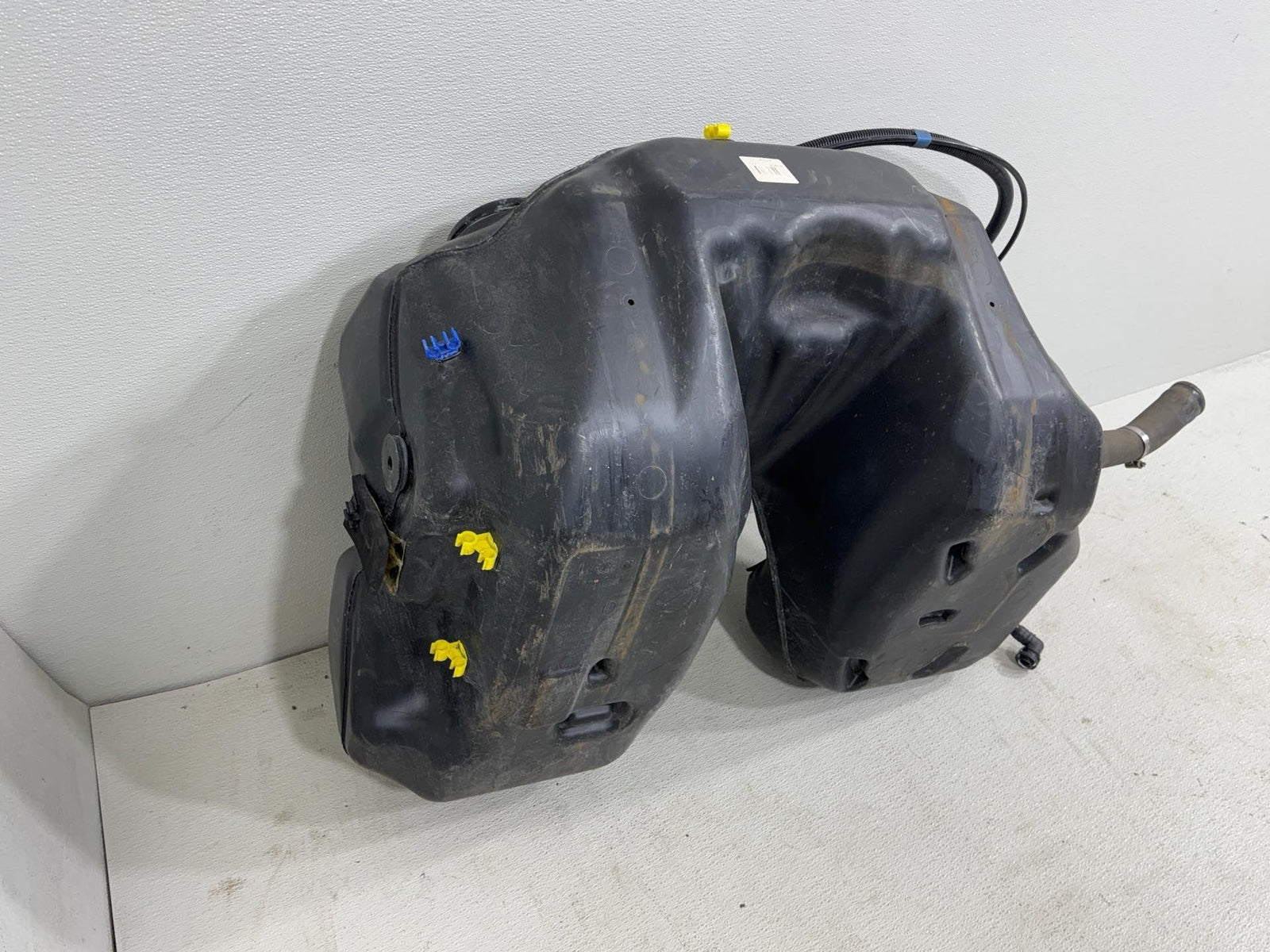 08-12 Land Rover Range Rover L322 Hse Fuel Gas Tank Reservoir Assembly Oem