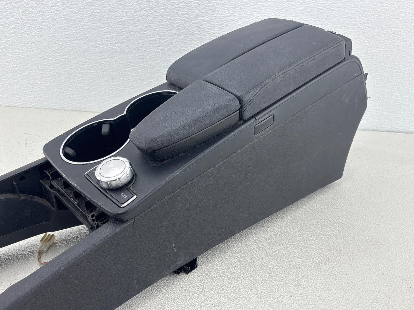 10-11 Mercedes E550/350 Front Floor Center Console Assembly Oem