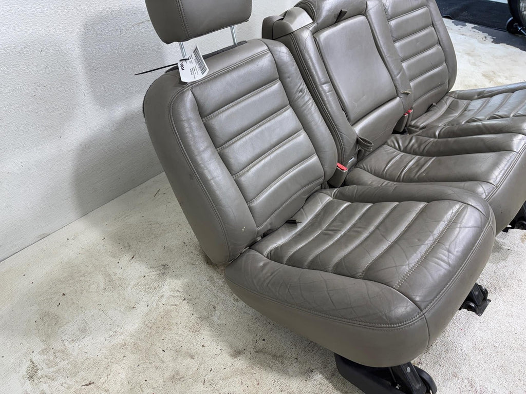 05-07 Hummer H2 Sut Rear 2Nd Row Seat Ebony Leather