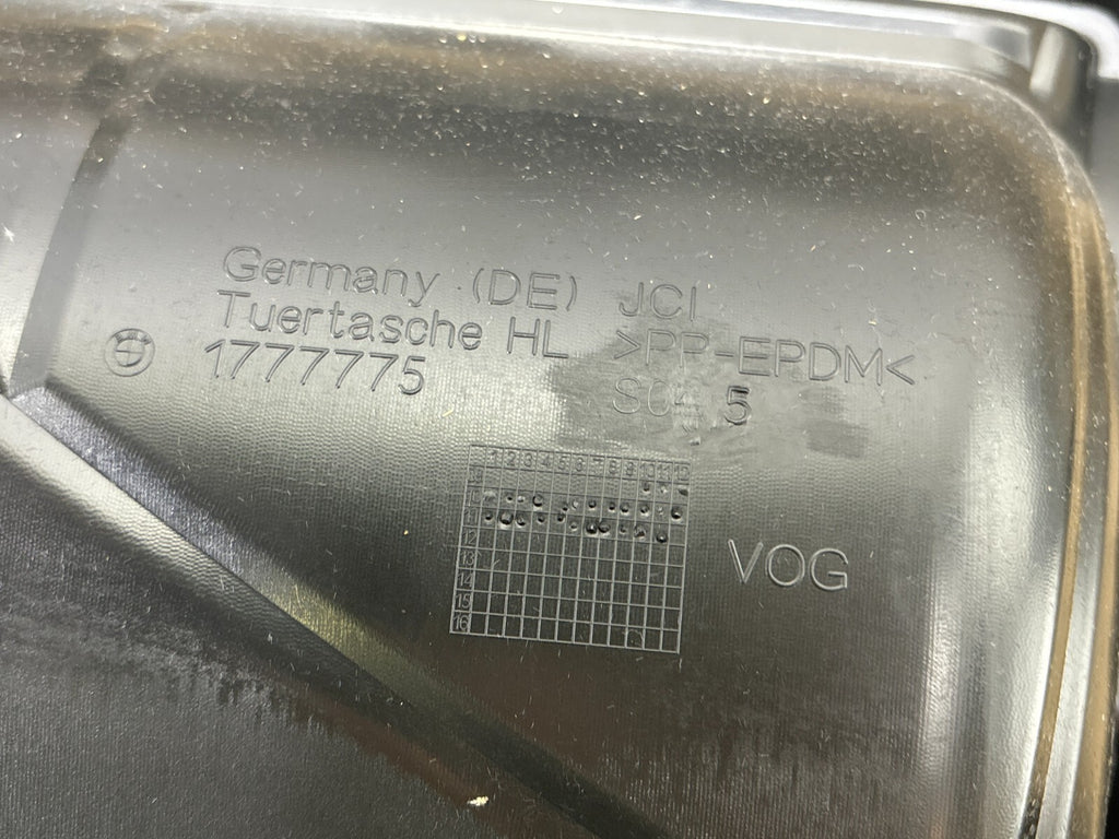 11-16 Bmw 5 Series 528I 550I Rear Left Driver Side Interior Door Trim Panel Oem