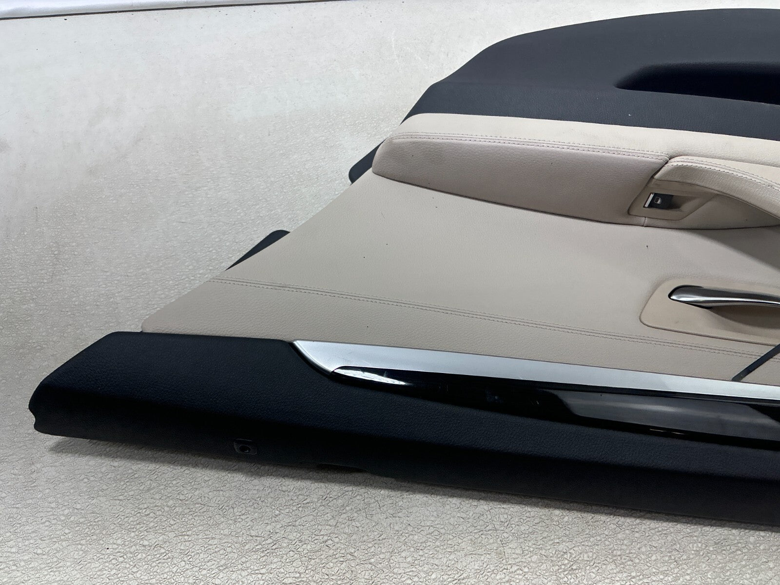 11-16 Bmw 5 Series 528I 550I Rear Right Passenger Side Interior Door Trim Panel