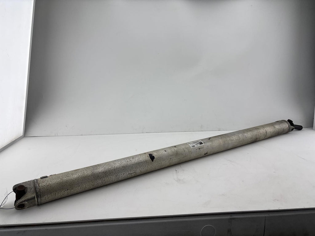 1999-2007 Chevrolet Silverado 1500 Rear Driveshaft Drive Shaft OEM
