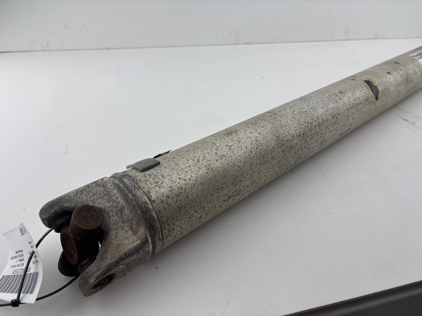 1999-2007 Chevrolet Silverado 1500 Rear Driveshaft Drive Shaft OEM
