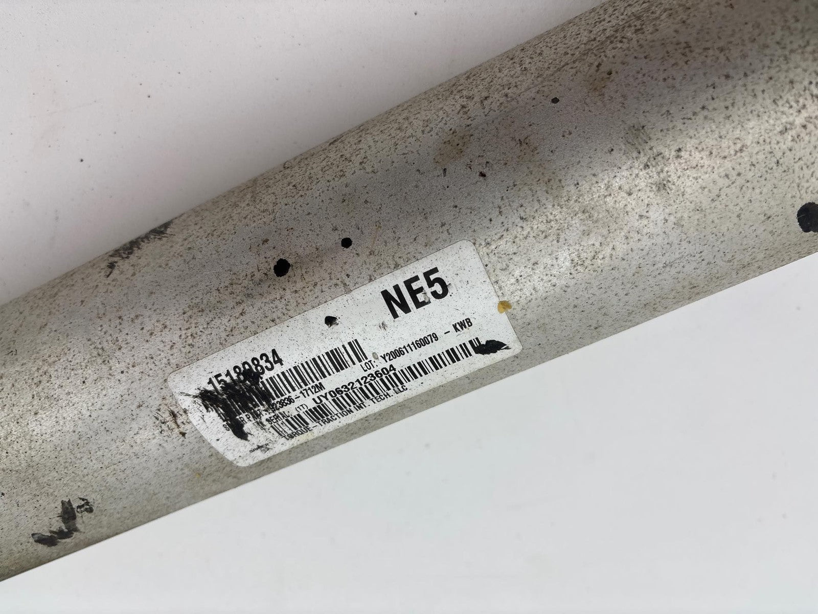 1999-2007 Chevrolet Silverado 1500 Rear Driveshaft Drive Shaft OEM