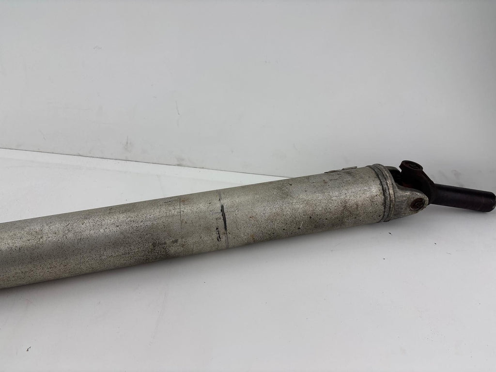 1999-2007 Chevrolet Silverado 1500 Rear Driveshaft Drive Shaft OEM