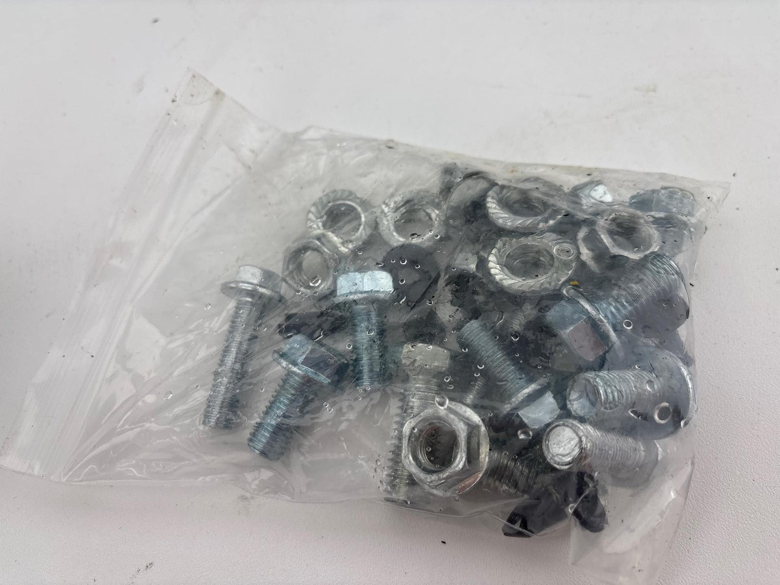 1999-2007 Chevrolet Silverado 1500 Rear Step Bumper Assembly Black