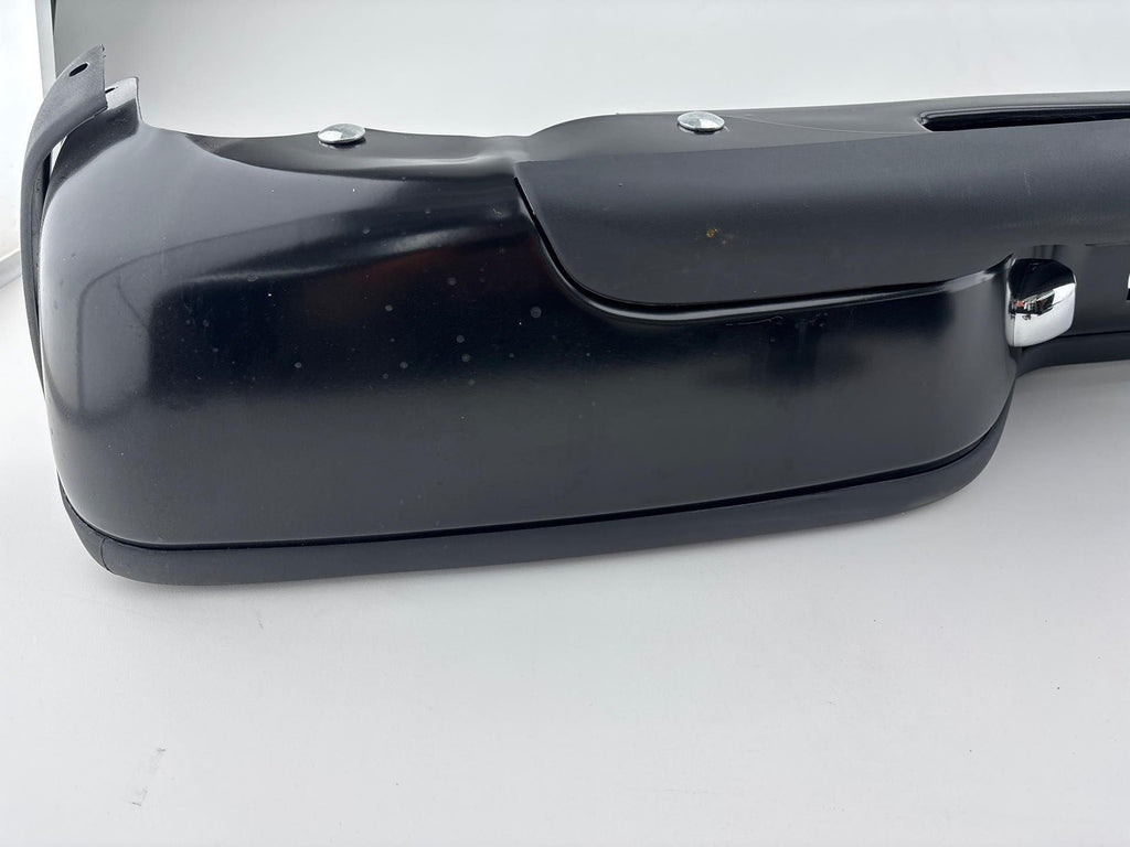 1999-2007 Chevrolet Silverado 1500 Rear Step Bumper Assembly Black
