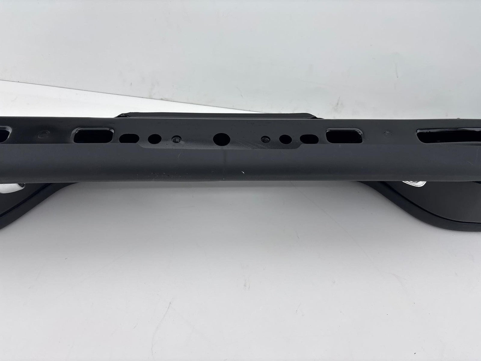 1999-2007 Chevrolet Silverado 1500 Rear Step Bumper Assembly Black