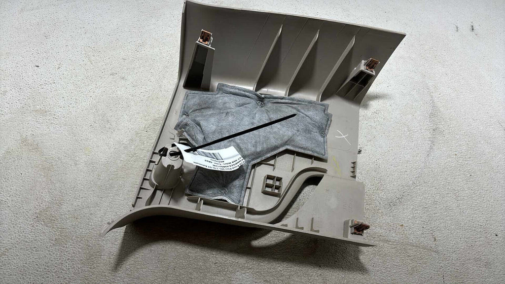 09-11 Ford Flex Front Driver Upper C-Pillar Trim Molding 8A83-7431333-Agw Oem