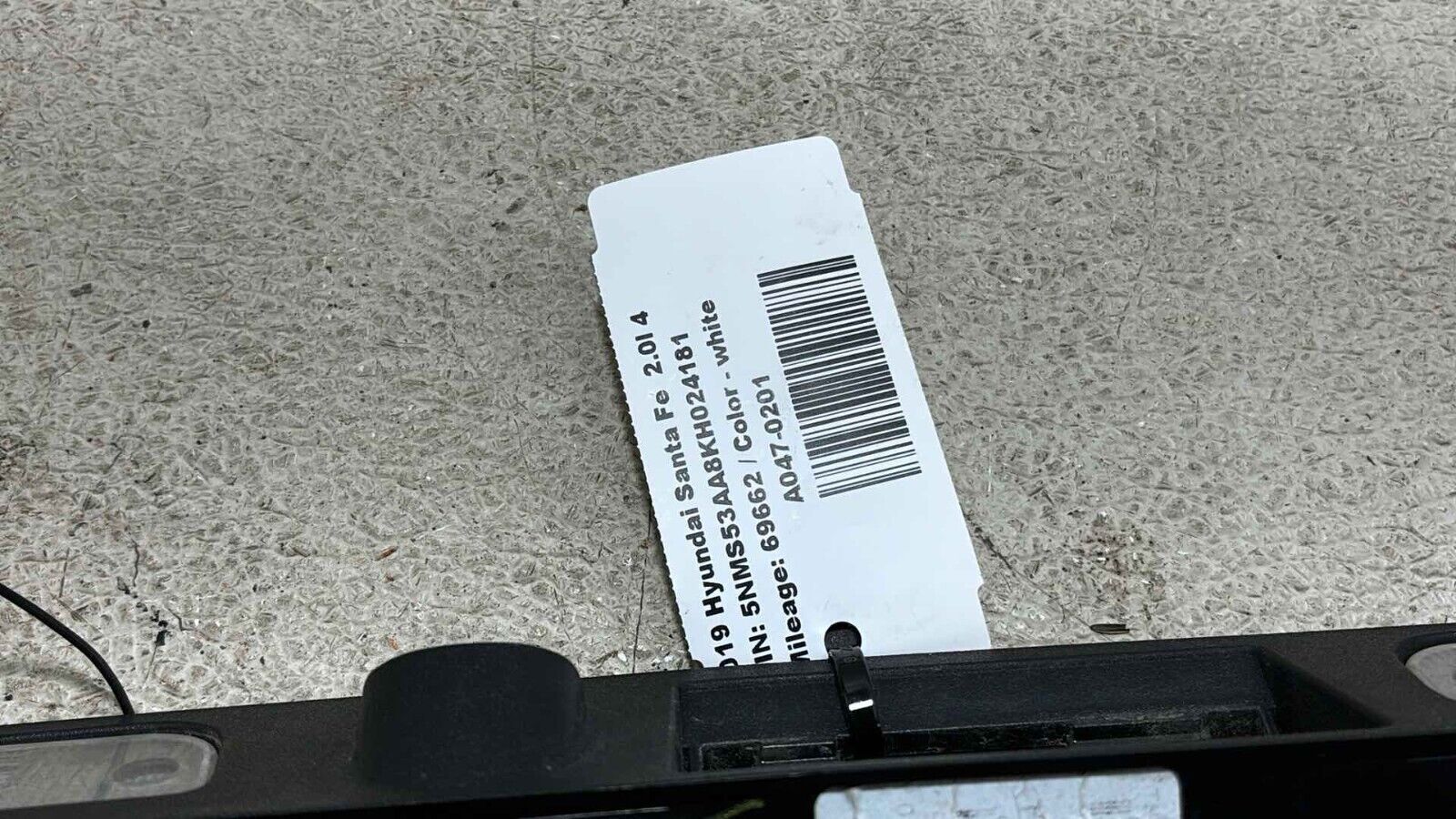 19-20 Hyundai Santa Fe Rear Bumper License Plate Light Lamp W/ Camera Option OEM