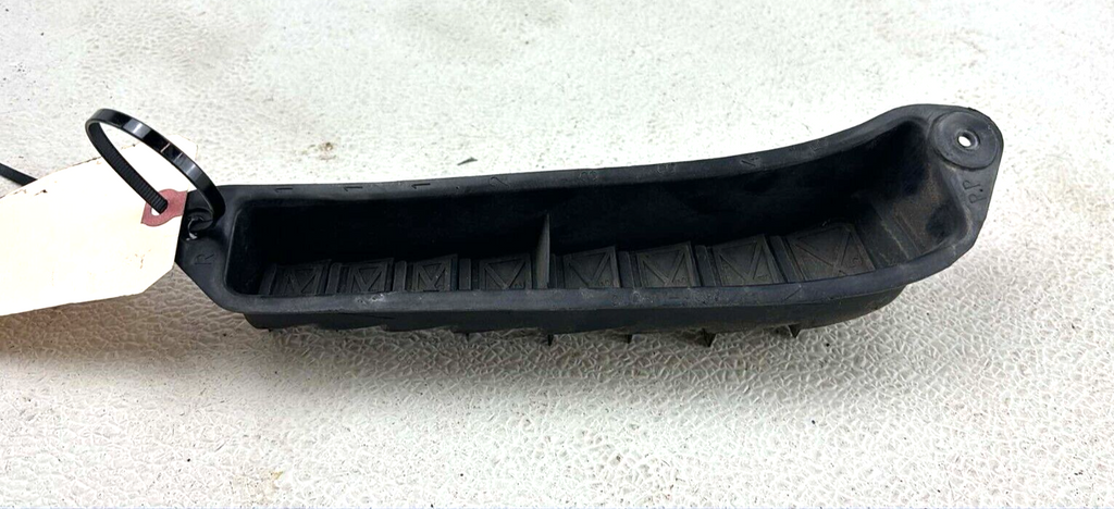 1991-1997 Toyota Land Cruiser Right Duct Assy Quarter Vent 62933-60010 Oem