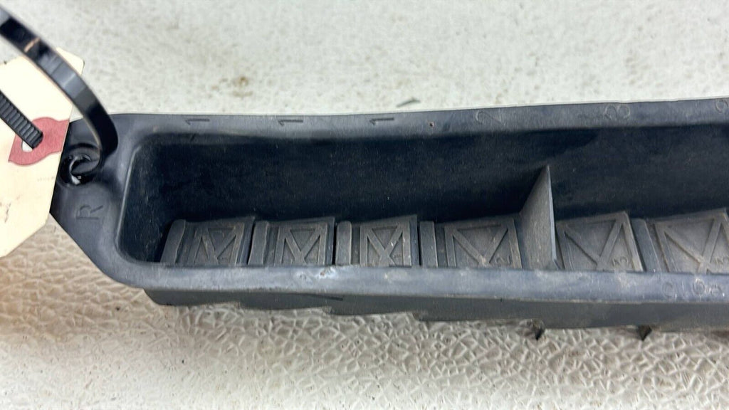 1991-1997 Toyota Land Cruiser Right Duct Assy Quarter Vent 62933-60010 Oem