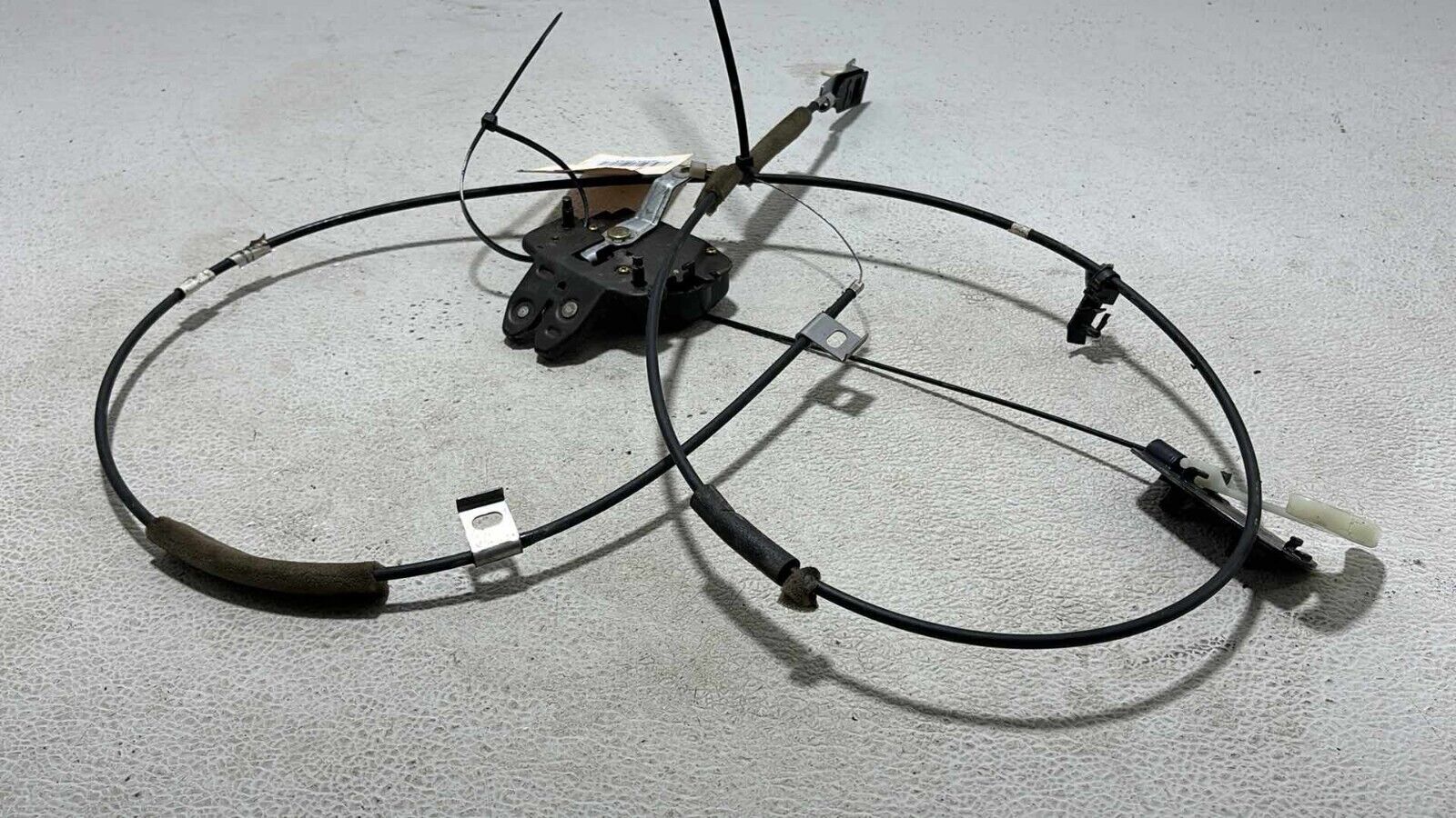 03-08 350Z Trunk Hatch Interior Release Cable Latch Lock Assembly Factory Oem