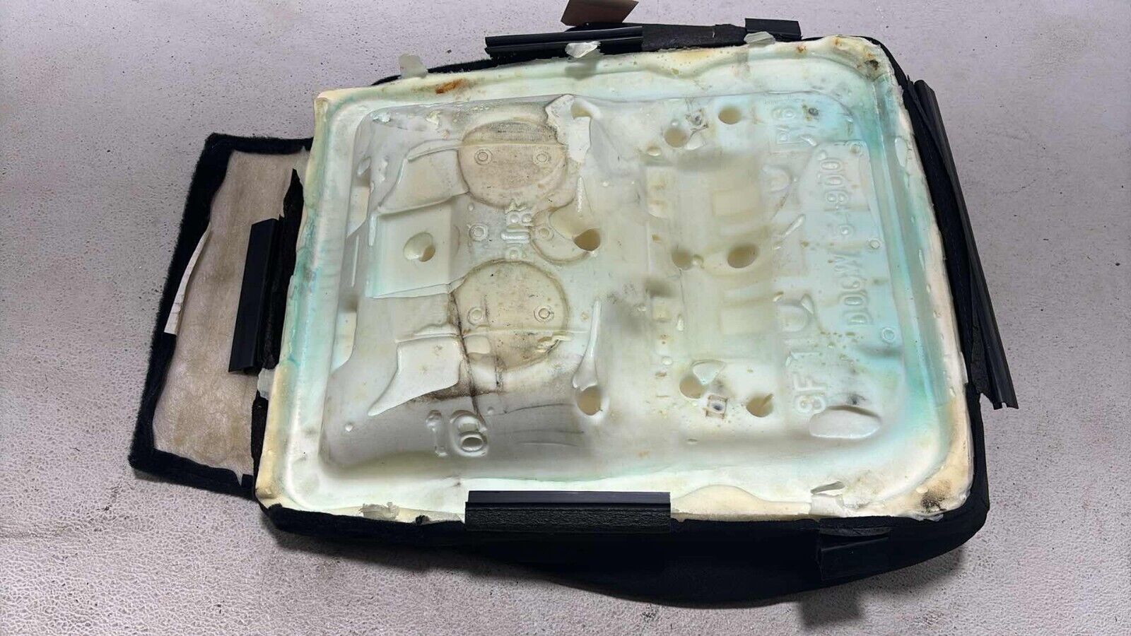 2001 -2021 Jeep Grand Cherokee Front Left Lower Seat Cushion Genuine Oem Black