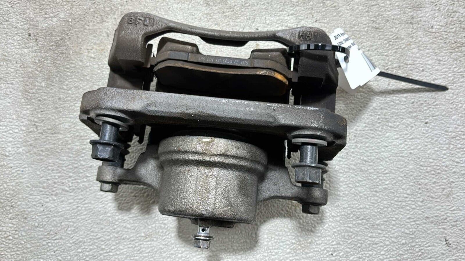 19-20 Hyundai Santa Fe Front Right Passenger Side Brake Caliper  W/O Brake Pads