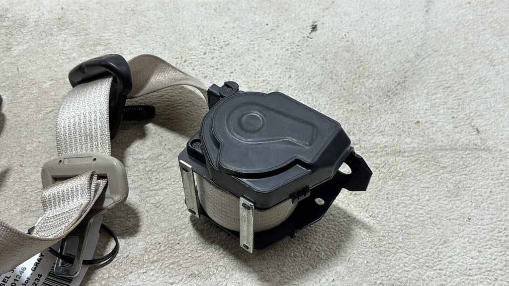 09-11 Ford Flex Rear Left Side 3Rd Row Seat Belt Retractor 8A8Z-74611B69-Ba Oem