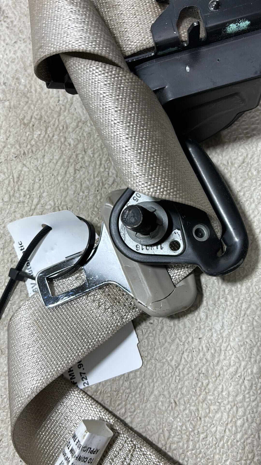 09-11 Ford Flex Rear Left Side 3Rd Row Seat Belt Retractor 8A8Z-74611B69-Ba Oem