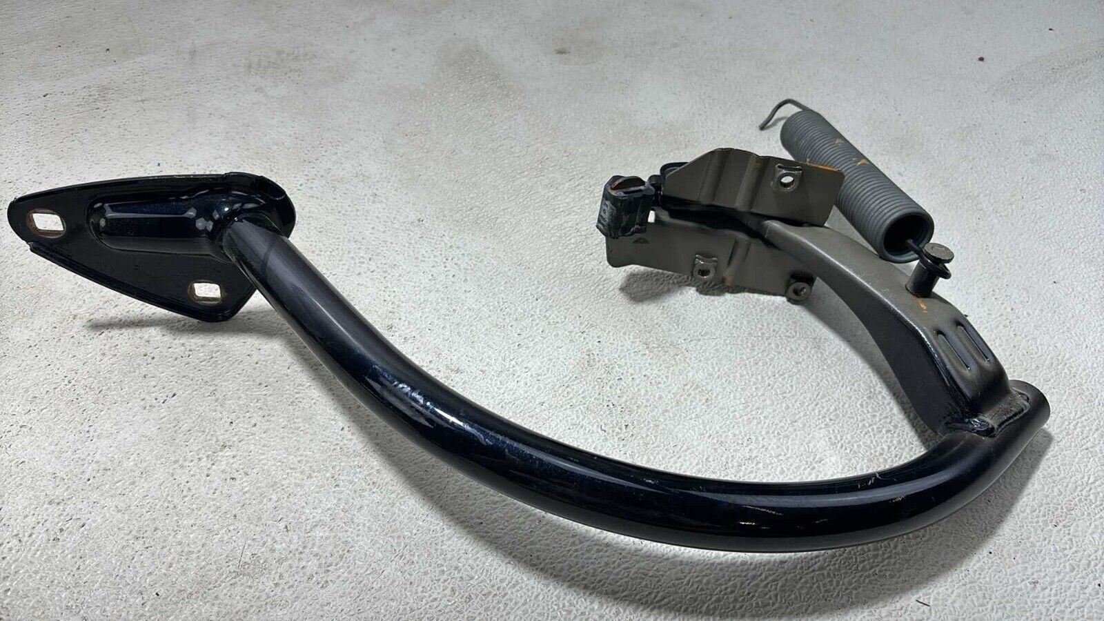 09-17 Volkswagen Cc Rear Left & Right Trunk Lid Tailgate Hinge Hinges Pair Oem