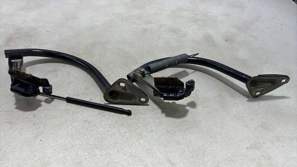 09-17 Volkswagen Cc Rear Left & Right Trunk Lid Tailgate Hinge Hinges Pair Oem