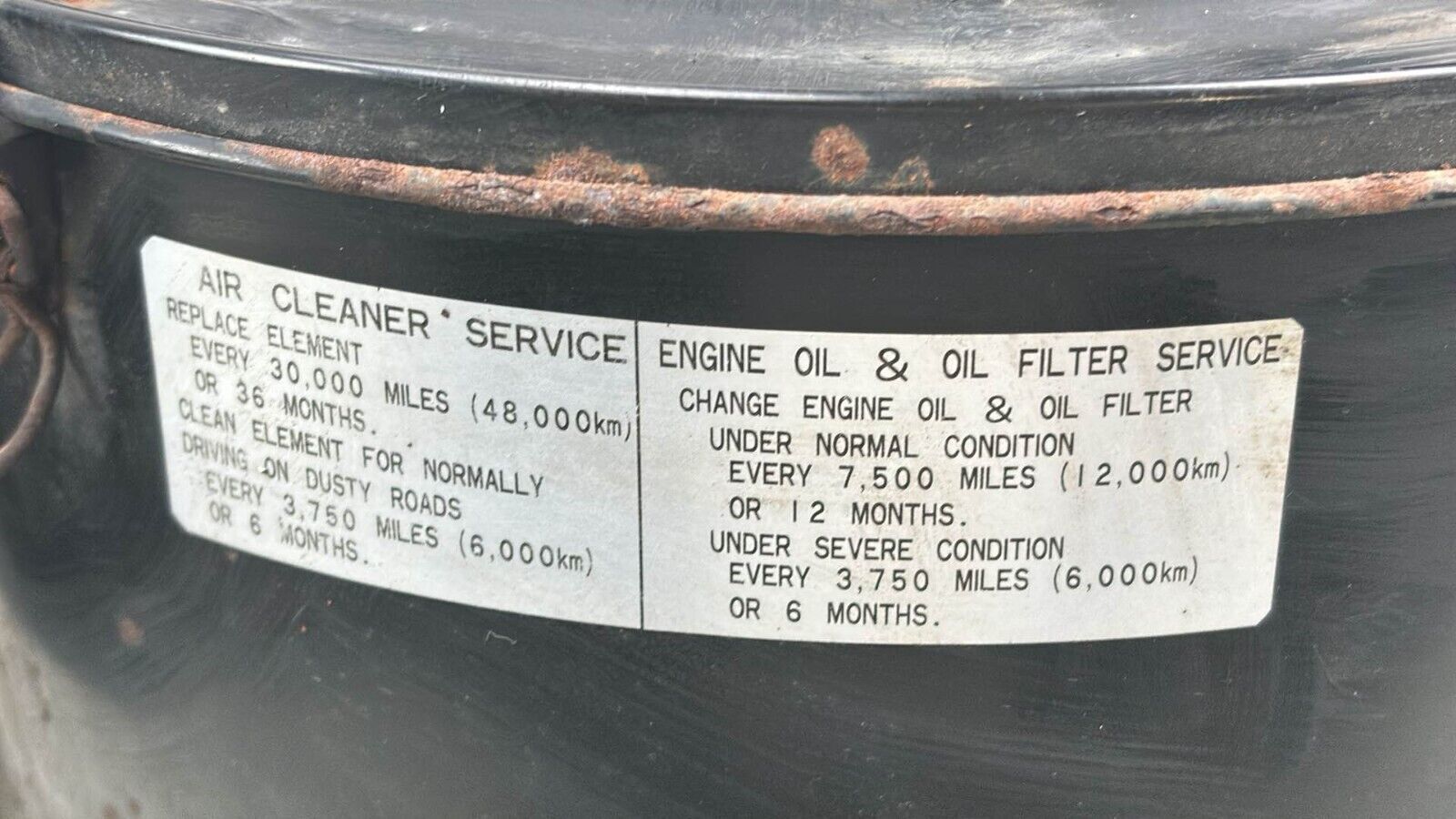 1993-1995 Toyota Land Cruiser Air Cleaner Assembly 22020-66010 Oem