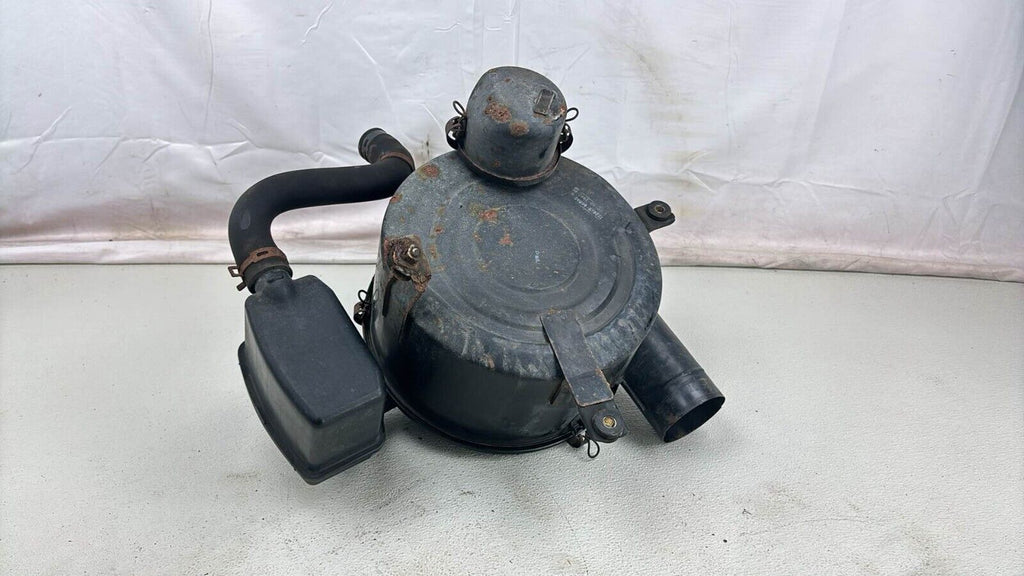 1993-1995 Toyota Land Cruiser Air Cleaner Assembly 22020-66010 Oem