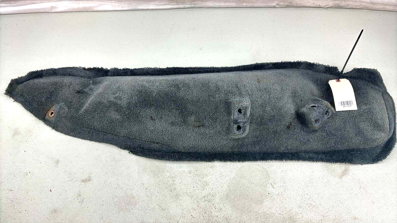 1991-1994 Toyota Land Cruiser Grey Inside Wheel Well Carpet Left Oem