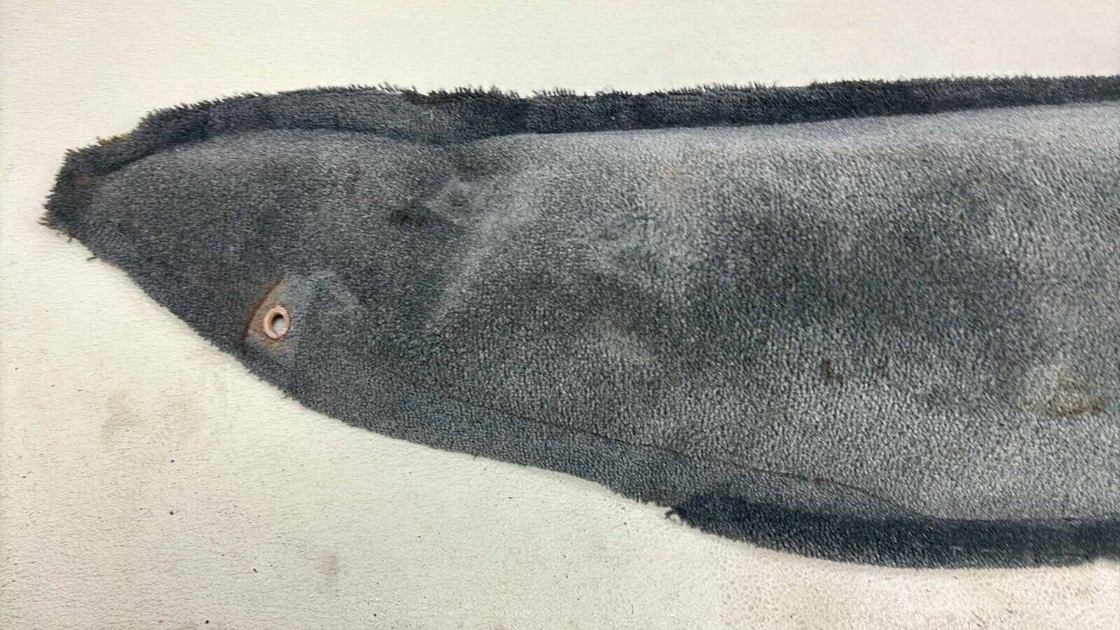 1991-1994 Toyota Land Cruiser Grey Inside Wheel Well Carpet Left Oem