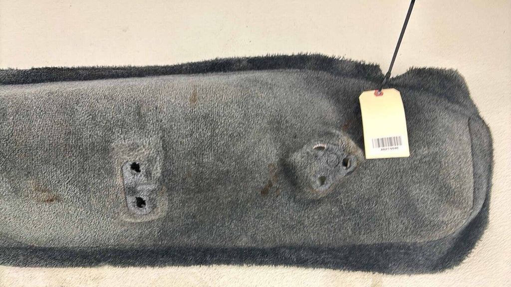 1991-1994 Toyota Land Cruiser Grey Inside Wheel Well Carpet Left Oem