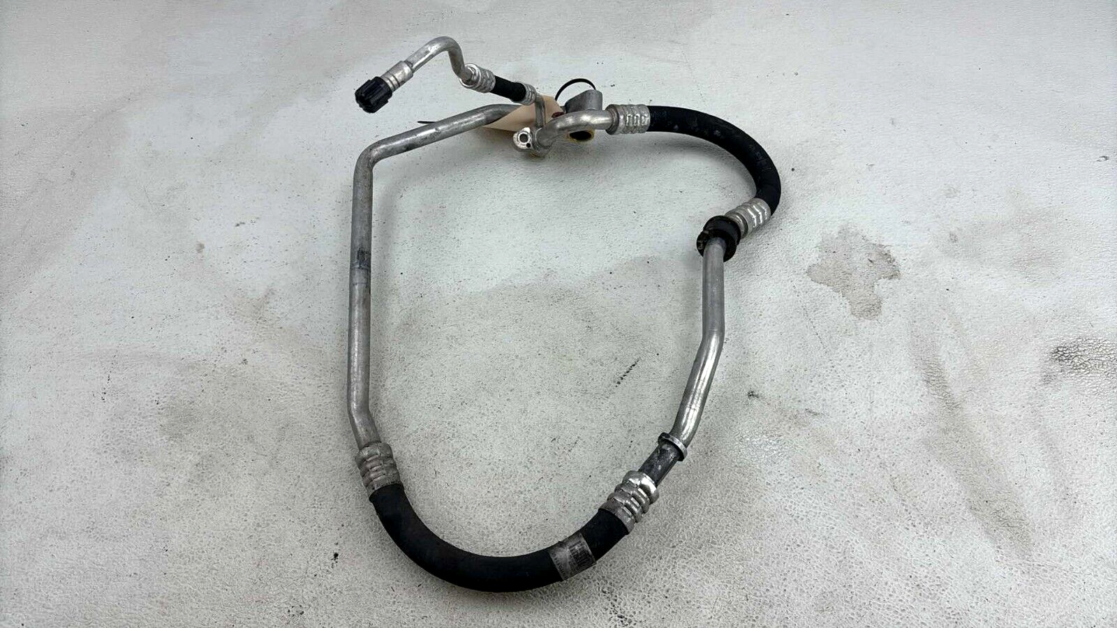 09-11 Bmw E90 335D A/C Suction Pipe Evaporator-Compressor 64509170114