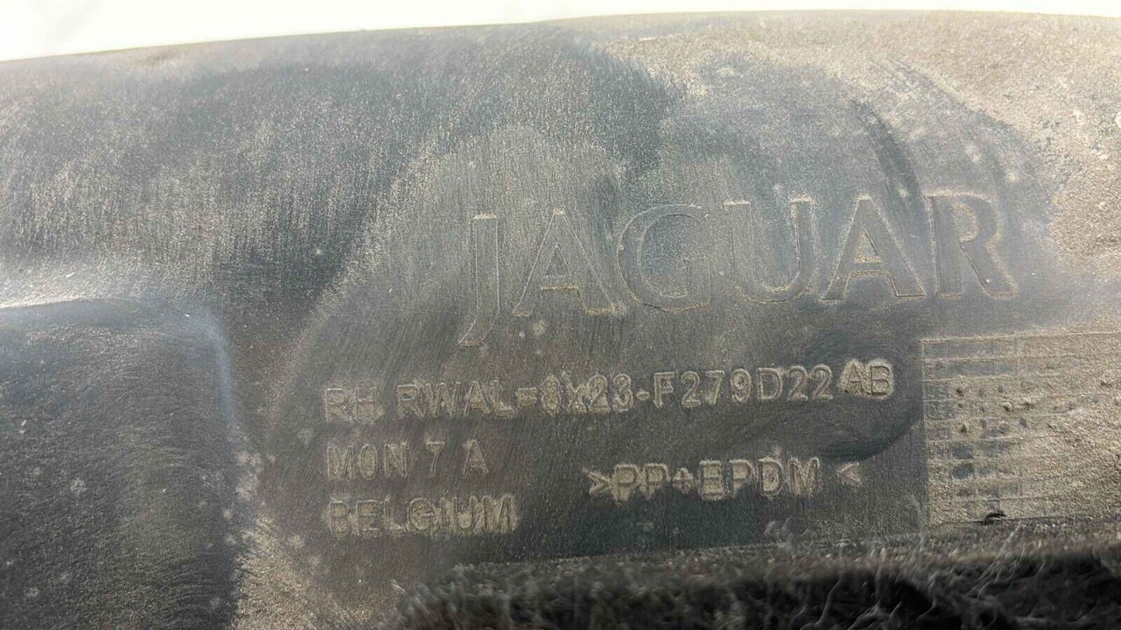 09-15 Jaguar Xf Xfr X250 Rear Right Passenger Wheelarch Liner Splash Shield Oem